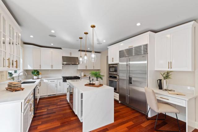 2124 Oakley Avenue, Menlo Park CA: https://media.crmls.org/mediaz/ae2cd430-2e9e-467e-aecf-783000c4e4fa.jpg
