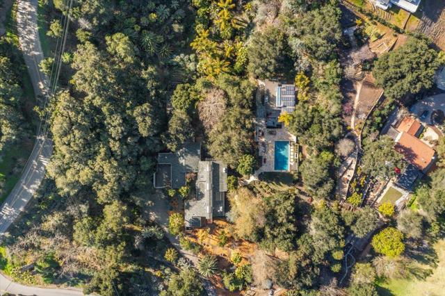 28140 Story Hill Lane, Los Altos Hills CA: https://media.crmls.org/mediaz/ae2d25fc-29a1-4fe5-ad19-427fd4c8afad.jpg