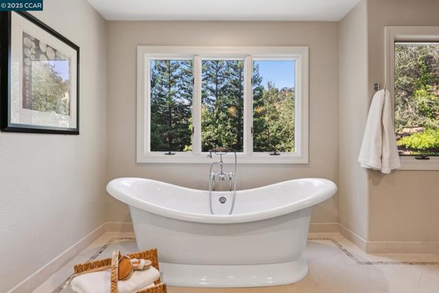3238 Greenhills Drive, Lafayette CA: https://media.crmls.org/mediaz/ae2d3e4f-3b7b-4b68-9513-6d4b259b791c.jpg