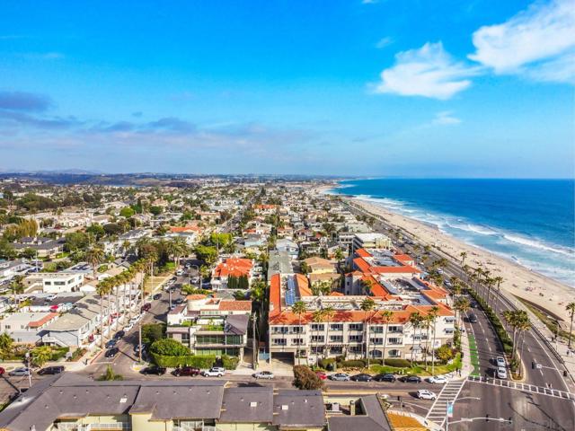165 Pine Ave, Carlsbad CA: https://media.crmls.org/mediaz/ae2d863e-f998-43d3-afa2-b43ac959d011.jpg