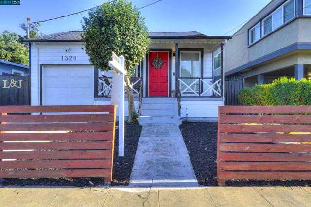 Details for 1324 104th Ave, Oakland, CA 94603