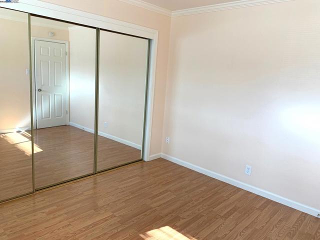 20240 Wisteria St, Castro Valley CA: https://media.crmls.org/mediaz/ae2e5f9b-02ab-43d7-aece-3495a2b851cd.jpg