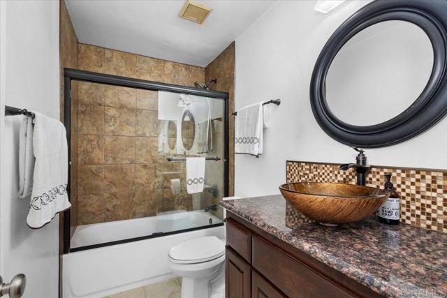 Detail Gallery Image 19 of 31 For 5885 El Cajon Bld #204,  San Diego,  CA 92115 - 2 Beds | 2 Baths