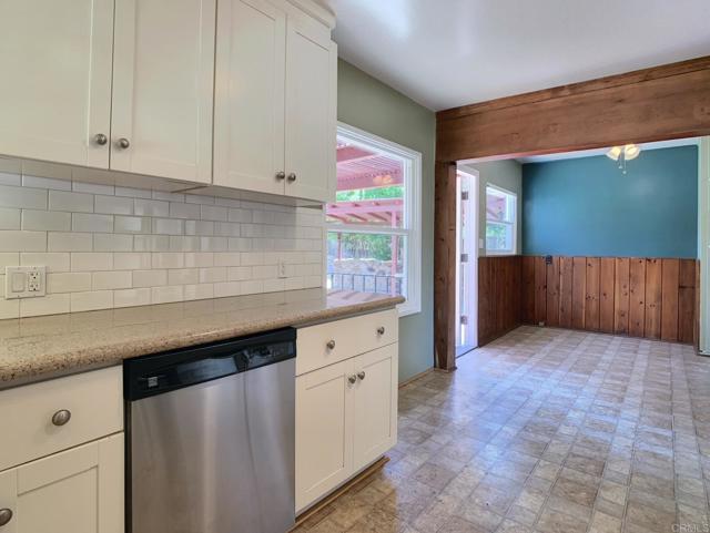 Detail Gallery Image 11 of 22 For 1211 Bermuda Ln, El Cajon,  CA 92021 - 3 Beds | 1 Baths