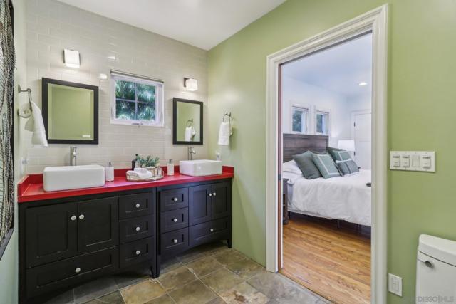 4463 Maryland St, San Diego CA: https://media.crmls.org/mediaz/ae30f5e1-5213-4d57-9b6e-d9231c064857.jpg
