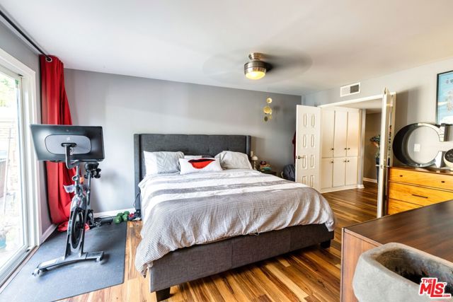 13735 Aldergrove Street, Sylmar CA: https://media.crmls.org/mediaz/ae31141b-8fdd-4662-b0a6-5cd7dea560d3.jpg