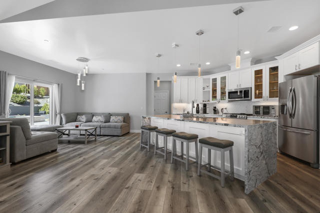 79575 Camelback Drive, Indio CA: https://media.crmls.org/mediaz/ae3123af-7e84-4bca-b0f7-7c3c46fe72a5.jpg