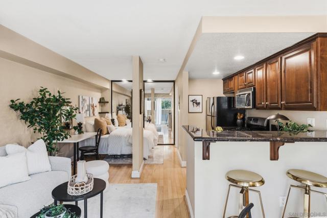 3927 Nobel Dr, San Diego CA: https://media.crmls.org/mediaz/ae313444-4cf5-4ef2-ac49-20af5dd87178.jpg