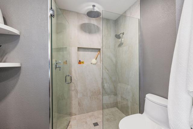 56 Majorca Drive, Rancho Mirage CA: https://media.crmls.org/mediaz/ae319ae5-3cd3-4470-8679-f6bdf2649c9e.jpg