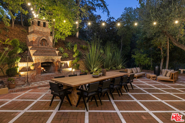 540 Mount Washington Drive, Los Angeles CA: https://media.crmls.org/mediaz/ae31a058-8cbd-47d4-8af7-4c79bec33cf1.jpg