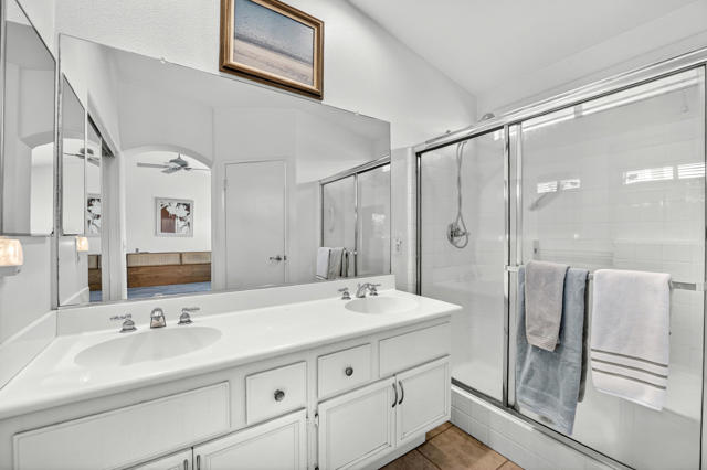 Image 20 of 32 For 81064 La Reina Circle