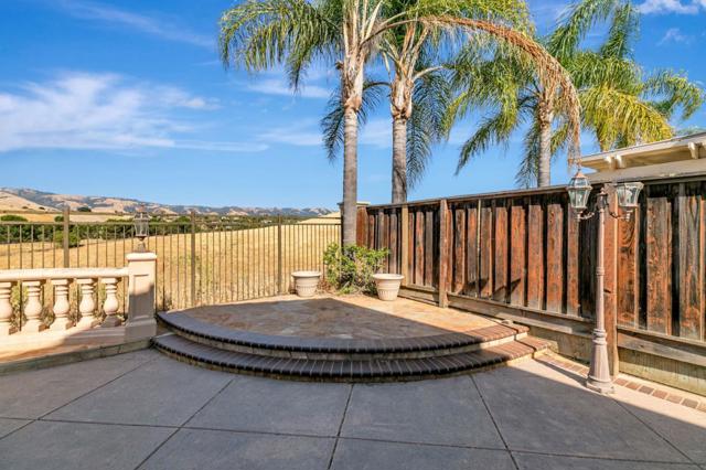4224 Indigo Oak Court, San Jose CA: https://media.crmls.org/mediaz/ae32c5c8-47b6-4e43-8eb9-b49c087d29a6.jpg
