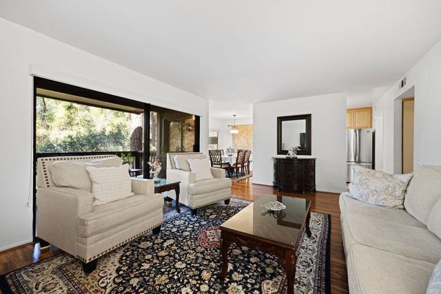 3350 La Mesa Drive, San Carlos CA: https://media.crmls.org/mediaz/ae332c80-b609-488d-a4ab-c4250182589f.jpg