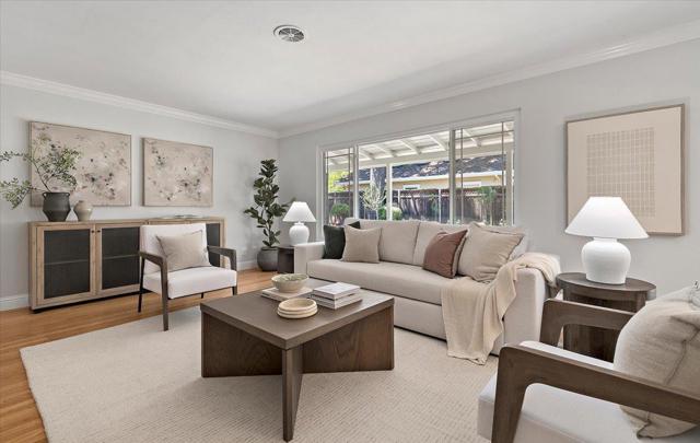 1480 Oakhurst Avenue, Los Altos CA: https://media.crmls.org/mediaz/ae3474f9-e61e-4246-a77d-19416b0db26f.jpg