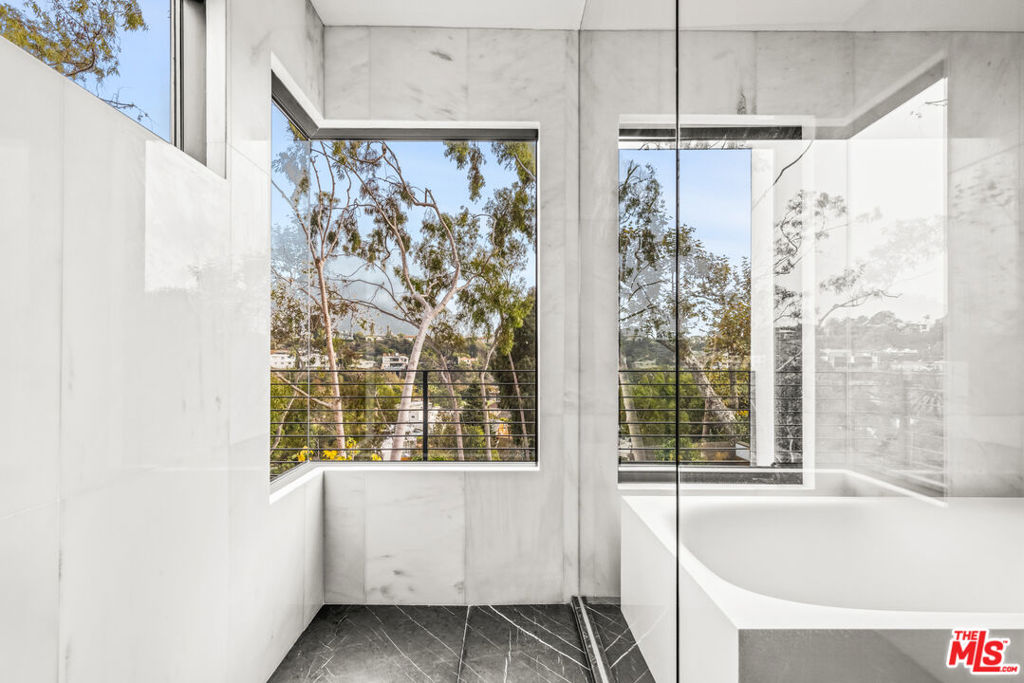 MLS #25495045 image #32