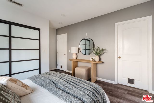 4427 Alumni Avenue, Los Angeles CA: https://media.crmls.org/mediaz/ae352f6a-9459-4ff7-a68b-15afa0108988.jpg