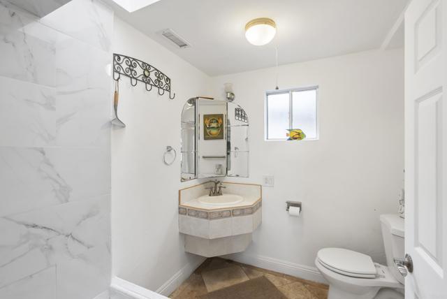 Detail Gallery Image 22 of 55 For 1936 O Ave, National City,  CA 91950 - 3 Beds | 3/1 Baths