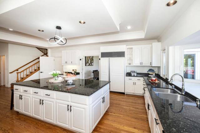 75 Eugenia Way, Hillsborough CA: https://media.crmls.org/mediaz/ae3774e6-149c-45c9-9b58-92a524350a5f.jpg