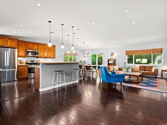 Image 4 of 45 For 6218 Snowbond Street