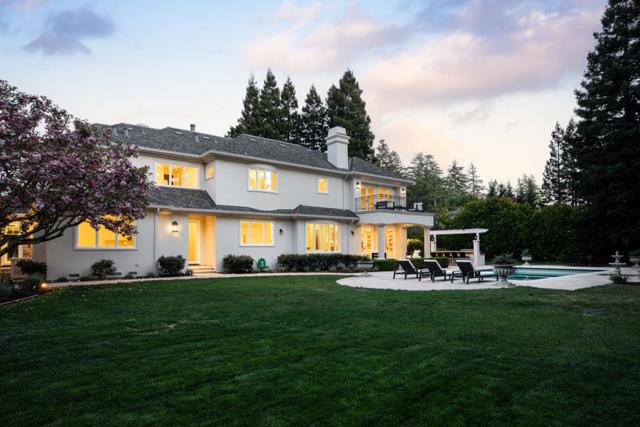 68 Almendral Avenue, Atherton CA: https://media.crmls.org/mediaz/ae399f62-1e08-4021-9bfe-93091dadca55.jpg