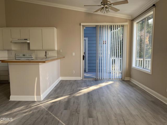 Detail Gallery Image 6 of 24 For 2394 Pleasant Way #J,  Thousand Oaks,  CA 91362 - 2 Beds | 1 Baths