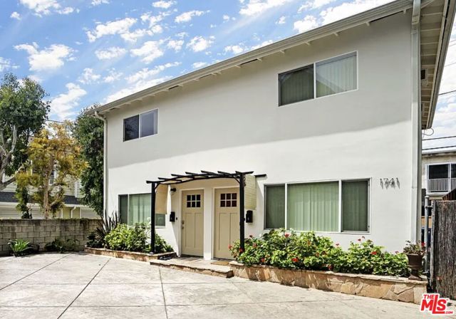 1741 S Westgate Avenue, Los Angeles CA: https://media.crmls.org/mediaz/ae3ad052-7a77-4ff0-bd54-1ce83d0a1b89.jpg