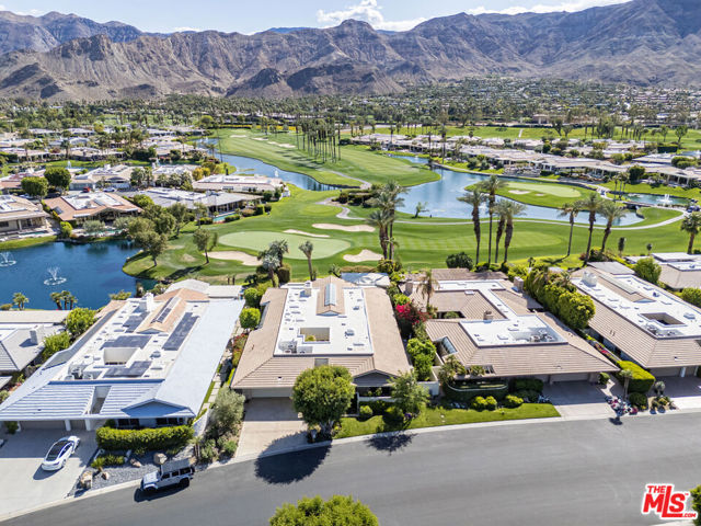 7 Churchill Lane, Rancho Mirage CA: https://media.crmls.org/mediaz/ae3b4870-a139-495c-ac58-2194087e9b9f.jpg