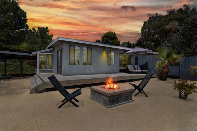 3856 Via Del Mar, San Diego CA: https://media.crmls.org/mediaz/ae3cf8f8-f844-40e5-9a0a-b8cc3b19bd28.jpg