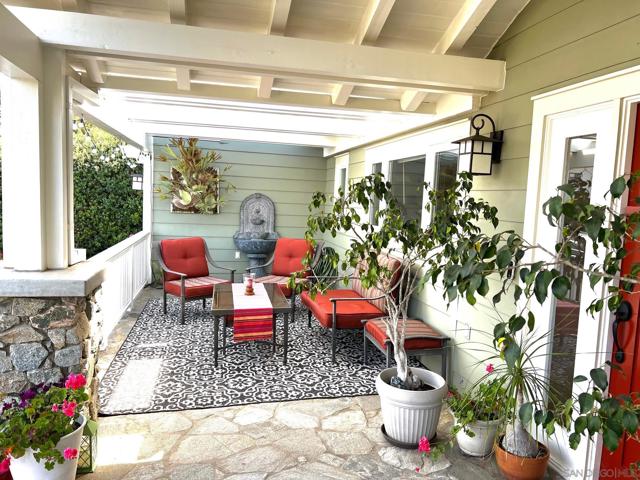 548 Tarento Dr, San Diego CA: https://media.crmls.org/mediaz/ae3d7890-eac6-44dc-9f3e-d41230b4b305.jpg