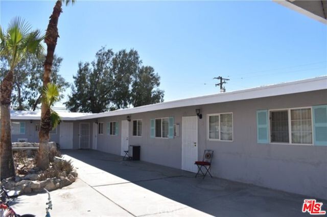 66327 7th Street, Desert Hot Springs CA: https://media.crmls.org/mediaz/ae3db0d2-68b2-497d-a4ba-1c323467129d.jpg