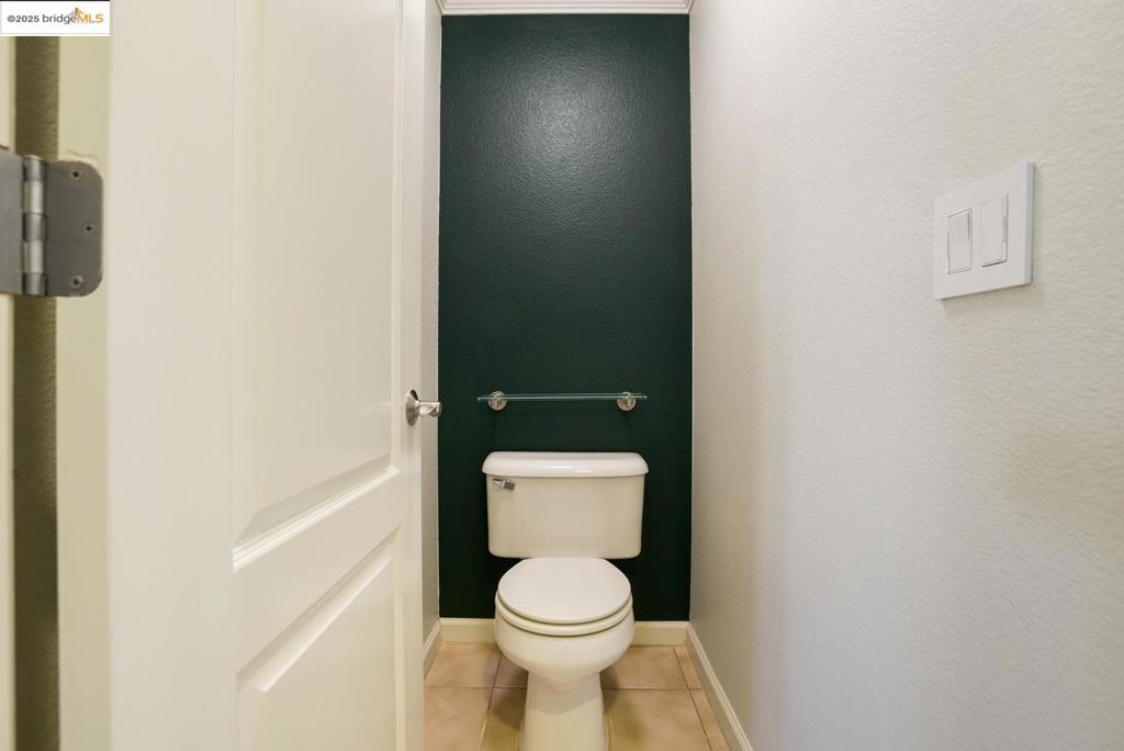 https://media.crmls.org/mediaz/ae3dc839-5873-4869-b630-b7977ccade65.jpg?preset=X-Large