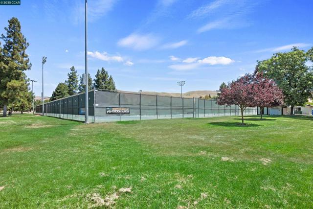92 Zenith Cmn, Fremont CA: https://media.crmls.org/mediaz/ae425b7c-9ef4-4cf3-b7c9-855b02f09a4f.jpg