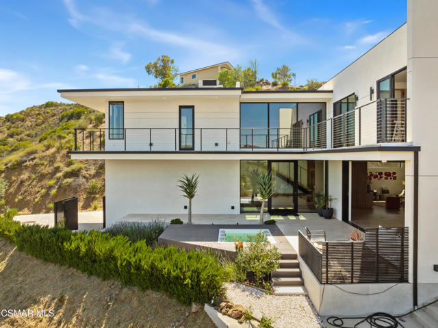 33433 Decker School Road, Malibu CA: https://media.crmls.org/mediaz/ae433c16-3610-4892-b0f5-6843016bd981.jpg