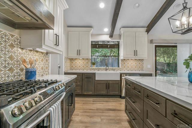 10549 Anaheim dr, La Mesa CA: https://media.crmls.org/mediaz/ae439915-7493-405a-b143-64adf076c8e5.jpg