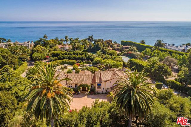 1601 Alisa Estate, Santa Barbara CA: https://media.crmls.org/mediaz/ae44782a-eb7f-4ff9-b694-e81a6c42765e.jpg