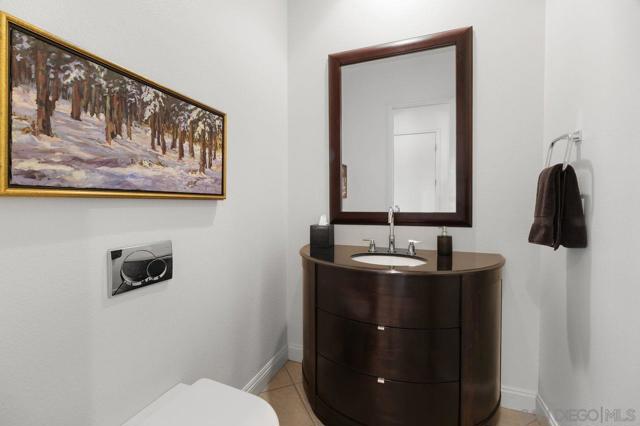 38 Calle Del Norte, Rancho Mirage CA: https://media.crmls.org/mediaz/ae45242d-68ad-4ae5-bbf7-4e0a2a4f7fe1.jpg