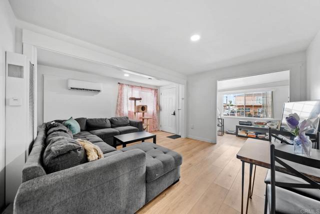 42 48 E 5Th Street, National City CA: https://media.crmls.org/mediaz/ae4785b7-7963-4661-9f23-391addcbc6f2.jpg