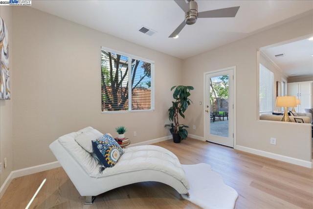 5200 N Forestdale Cir, Dublin CA: https://media.crmls.org/mediaz/ae489f9c-bc6f-4f75-967e-737adebc1670.jpg