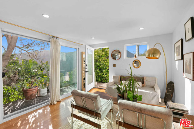 2727 Corral Canyon Road, Malibu CA: https://media.crmls.org/mediaz/ae48e351-69e4-4147-b9fe-1e8004e883b5.jpg