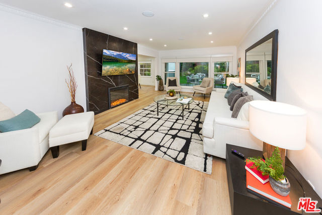 2030 Castle Heights Avenue, Los Angeles CA: https://media.crmls.org/mediaz/ae48ed2b-5ac5-49c4-a738-edebd849018c.jpg