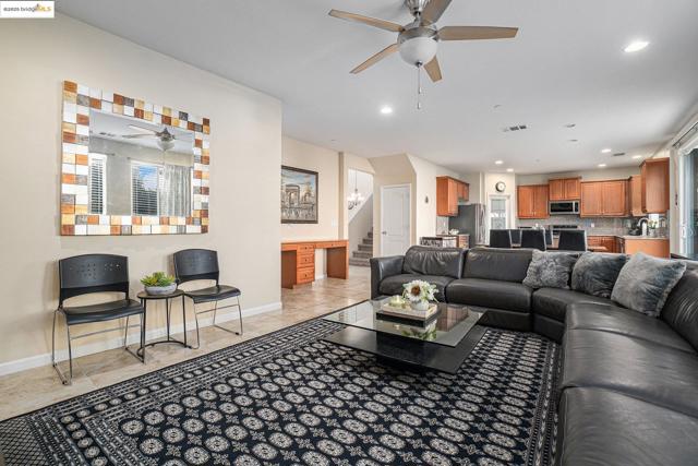 Image 13 of 42 For 1174 Tropicana Ln