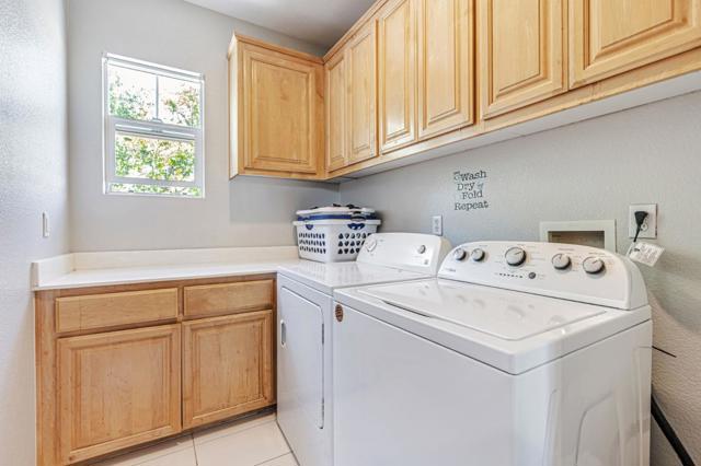 2700 St Regis Avenue, Brentwood CA: https://media.crmls.org/mediaz/ae497c05-1632-4fd5-beb9-6d2bdc30f3b6.jpg