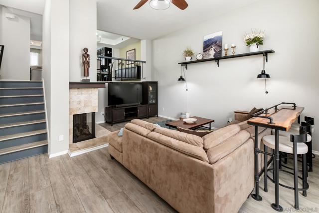 4052 Mahaila Ave, San Diego CA: https://media.crmls.org/mediaz/ae4ac7cf-6643-49f3-b25c-de2e11ed67dc.jpg