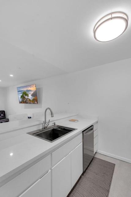 5202 Shelter Creek Lane, San Bruno CA: https://media.crmls.org/mediaz/ae4b9399-bdaa-440a-b35c-98e2ca0d1ba0.jpg