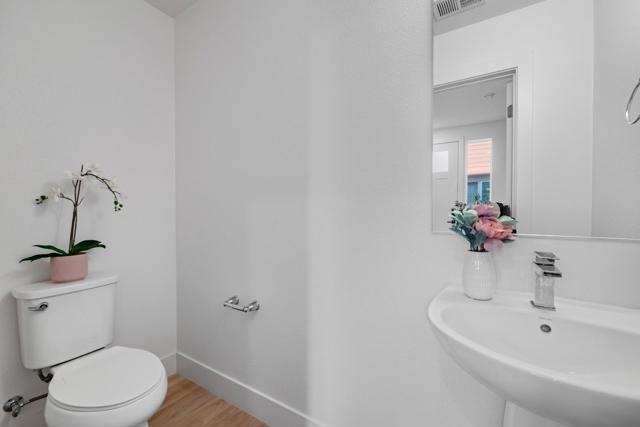 2930 Boyter Place, Santa Clara CA: https://media.crmls.org/mediaz/ae4c2869-45cd-4099-8b6e-81b7ecb22015.jpg