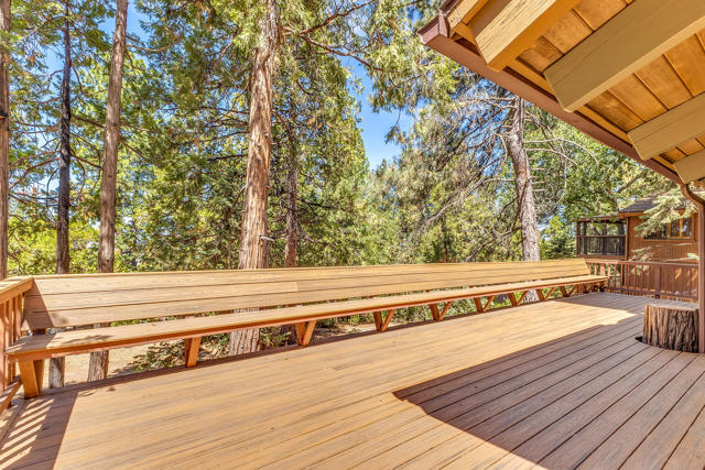 25461 Shadow Oaks, Idyllwild CA: https://media.crmls.org/mediaz/ae4ca672-3ec3-4e2f-9c4d-a4e46febca06.jpg