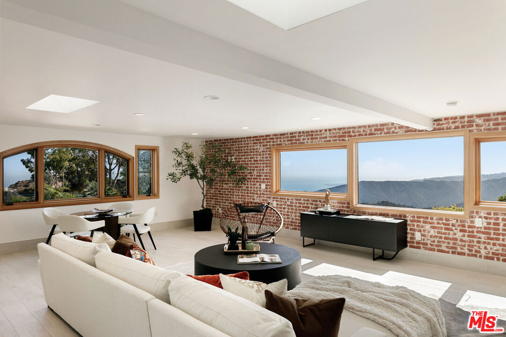MLS #26860837 image #4