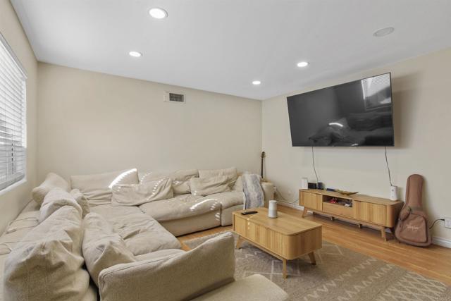 1450 Melrose Ave., Chula Vista CA: https://media.crmls.org/mediaz/ae4d20ba-843b-49c9-b831-395d9e44857e.jpg
