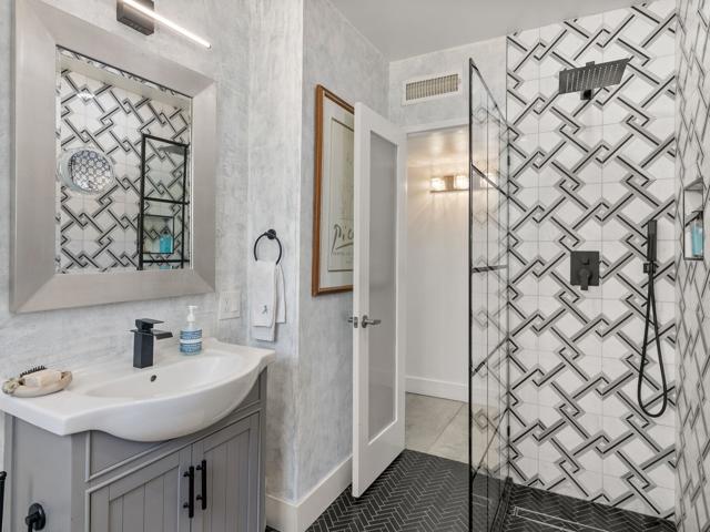 MLS #219132180DA image #24