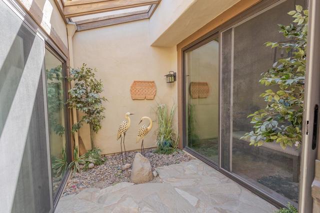 203 Wild Horse Drive, Palm Desert, CA 92211
